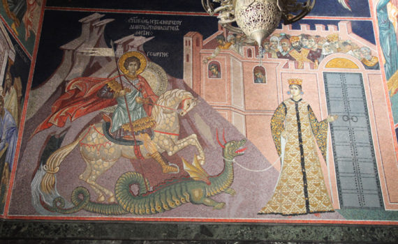St George voittaa lohikäärmeen - mosaiikki Oplenac Serbia.